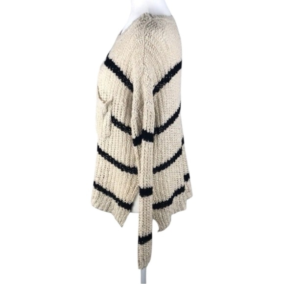 Charlotte Russe Striped Pullover Sweater Size M - Picture 3 of 8